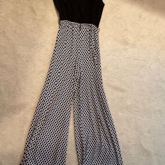 Jumpsuit small black and white geometric woven pattern - Picture 7 of 9